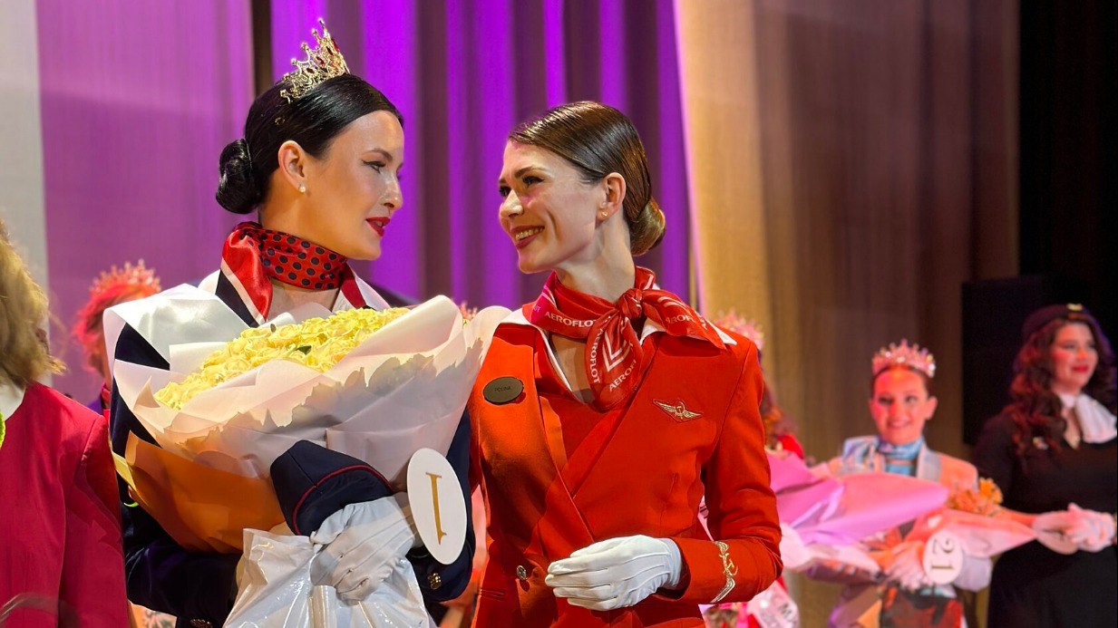 Каждый день как на подиуме: к 100-летию гражданской авиации в Москве выбрали лучших стюардесс