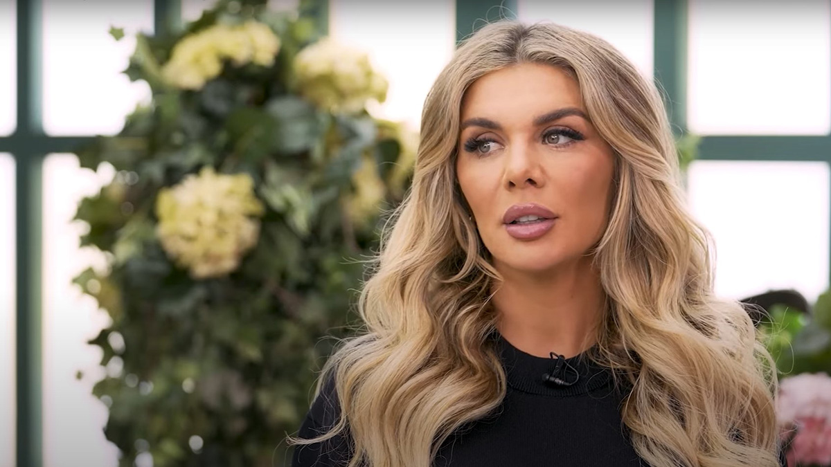 Shot: На первый концерт Седоковой после смерти Тиммы не купили ни одного билета