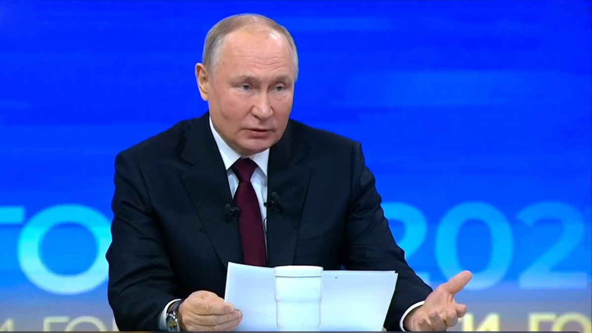 Началась прямая линия с Владимиром Путиным