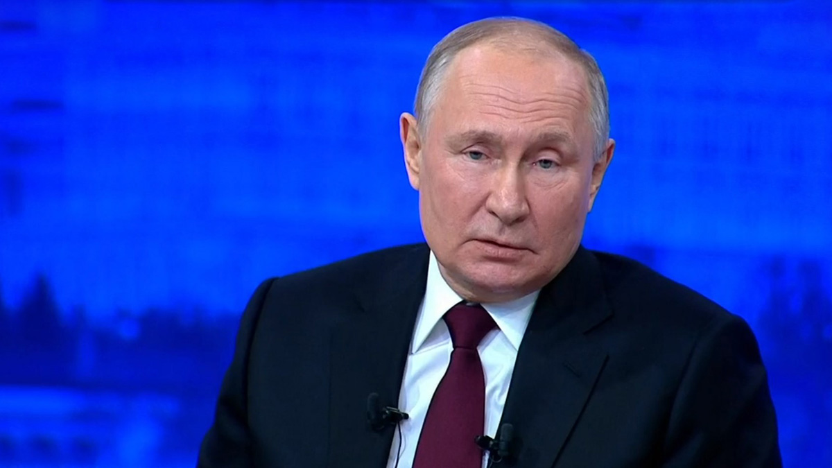 Визитную карточку Путина из 90-х годов выставили на аукционе в Санкт-Петербурге