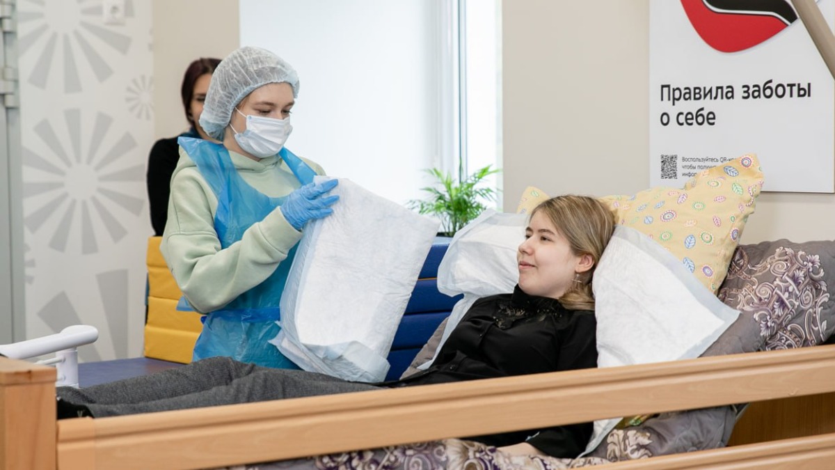 Собянин рассказал о работе симуляционного центра для обучения соцработников