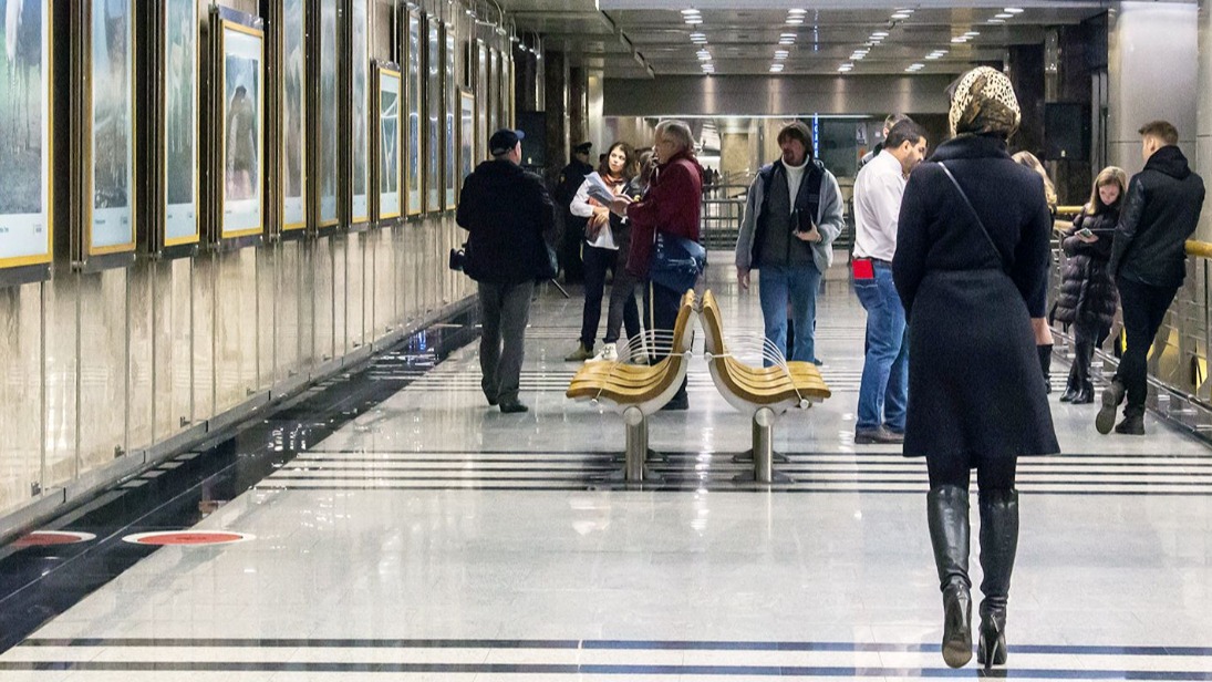 Фотовыставка «Мы — Дальний Восток» открылась на станции метро «Выставочная» 