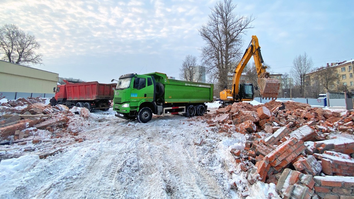 Иван Бобров: В Донском районе на раннем этапе пресекли возведение самостроя