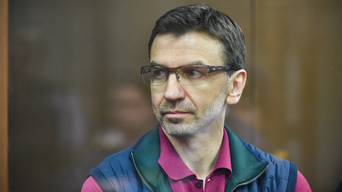 Суд арестовал на два месяца экс-министра Абызова по новому делу о мошенничестве