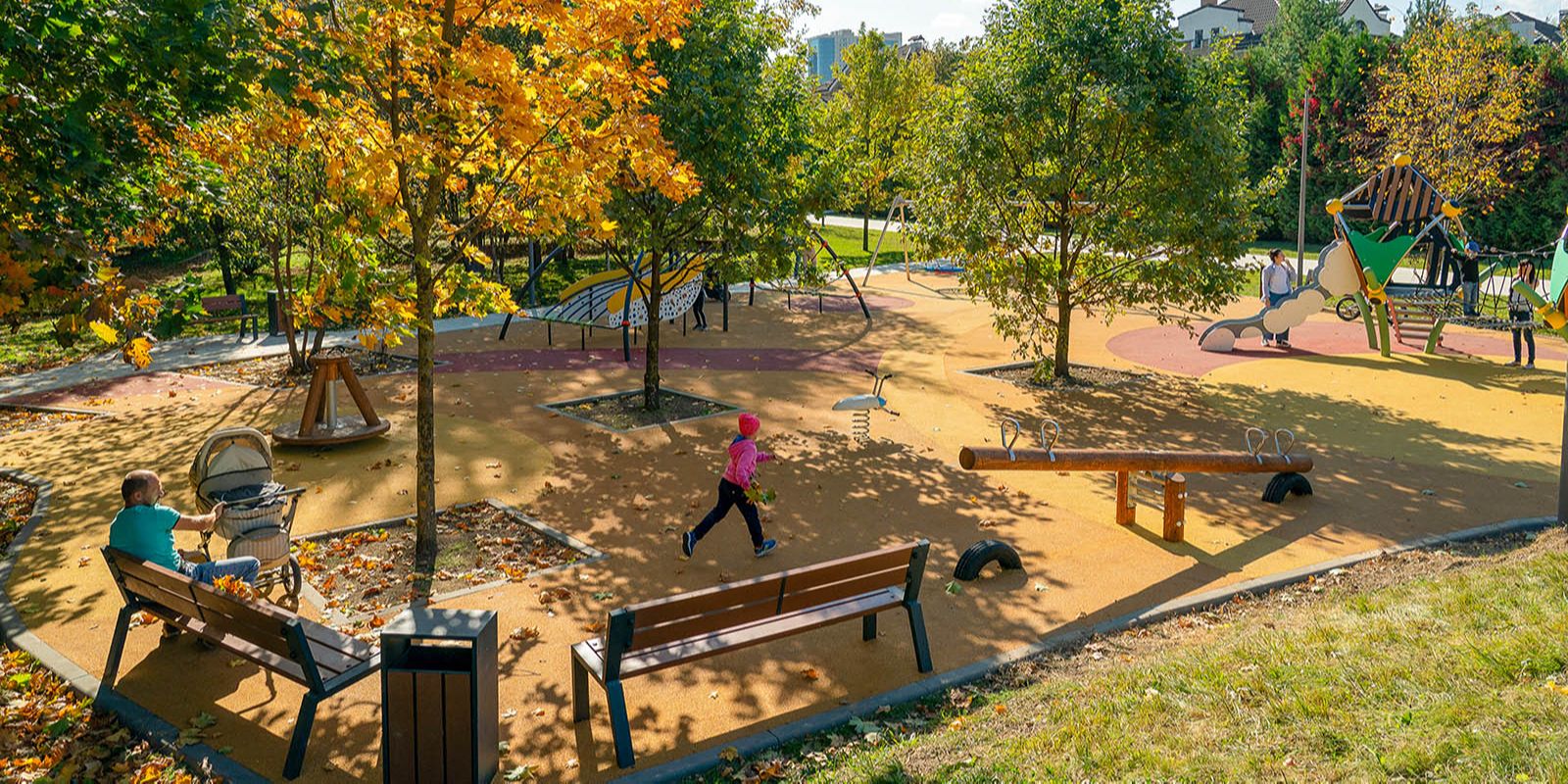 Первый этап благоустройства территории возле станции метро «Физтех» завершился
