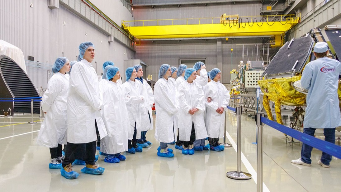 Более тысячи экскурсий на предприятиях провели для московских школьников