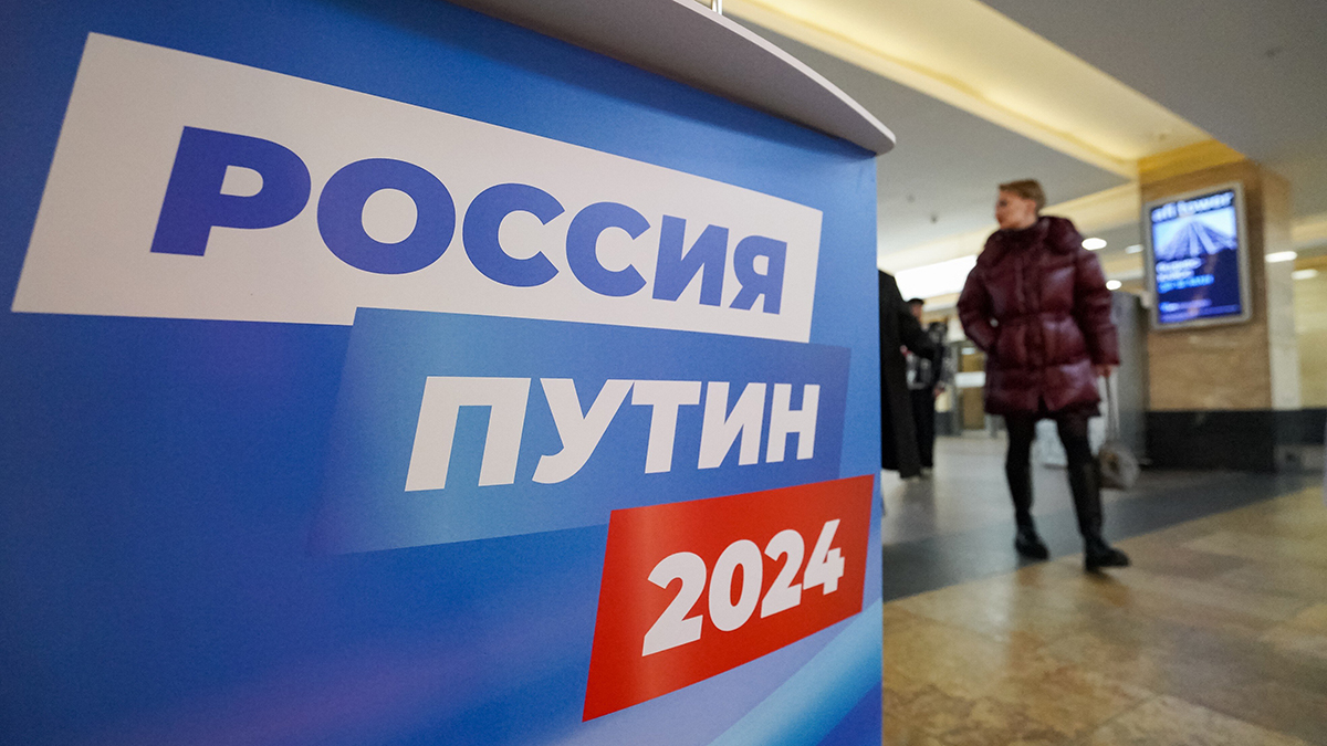 Более 1,3 миллиона подписей собрали в РФ в поддержку самовыдвижения Путина