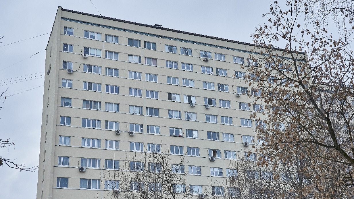 Капитальный ремонт многоэтажного дома завершился в Черемушках