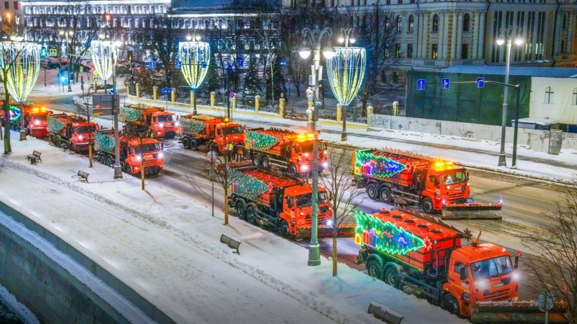 Собянин перевел коммунальные службы на круглосуточное дежурство к праздникам
