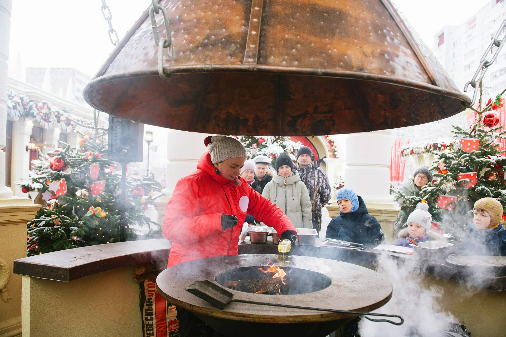 Мастер-классы на офирах и печах пройдут на фестивале «Путешествие в Рождество»