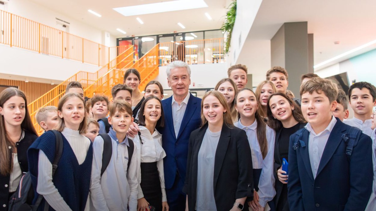 Сергей Собянин: В 2023 году московские школы приняли рекордное число учеников