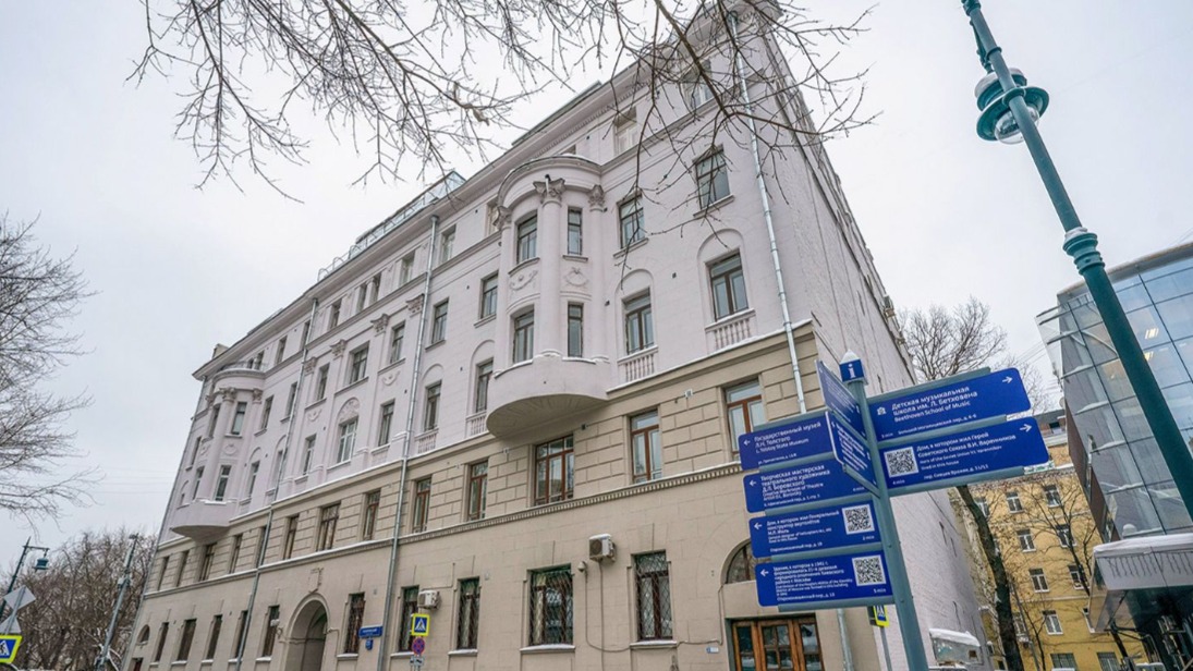 Порядка 250 домов в стиле неоклассицизм обновили с 2015 года в Москве