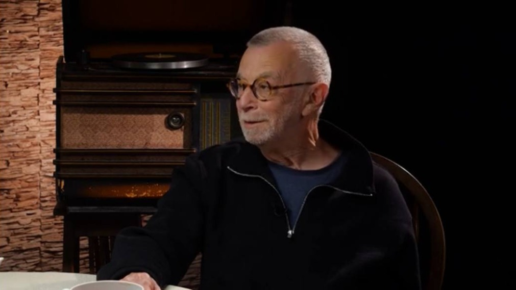 Стали известны подробности ДТП, в котором серьезно пострадал поэт Рубинштейн