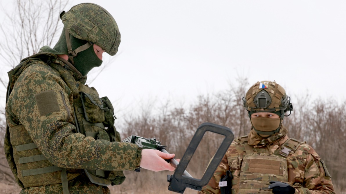 Доподготовка саперов на учебном полигоне в зоне специальной военной операции 