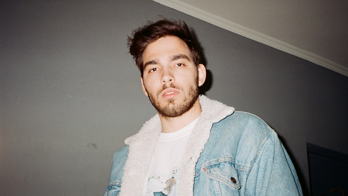 Суд отменил депортацию для основателя группы «Пасош» Петара Мартича