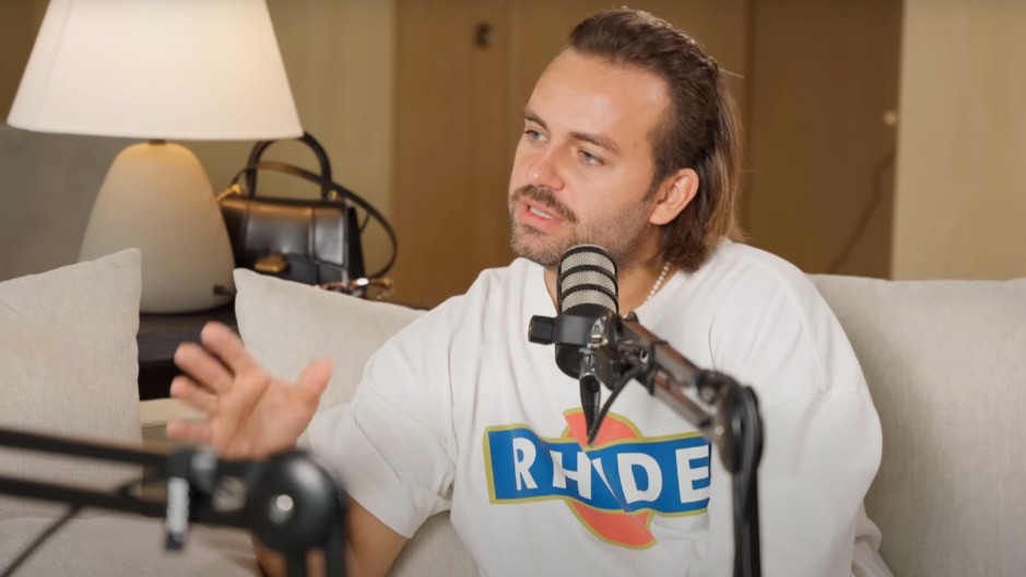 «Плохая идея»: Косенко извинился за ролик с выбрасыванием своего сына в сугроб