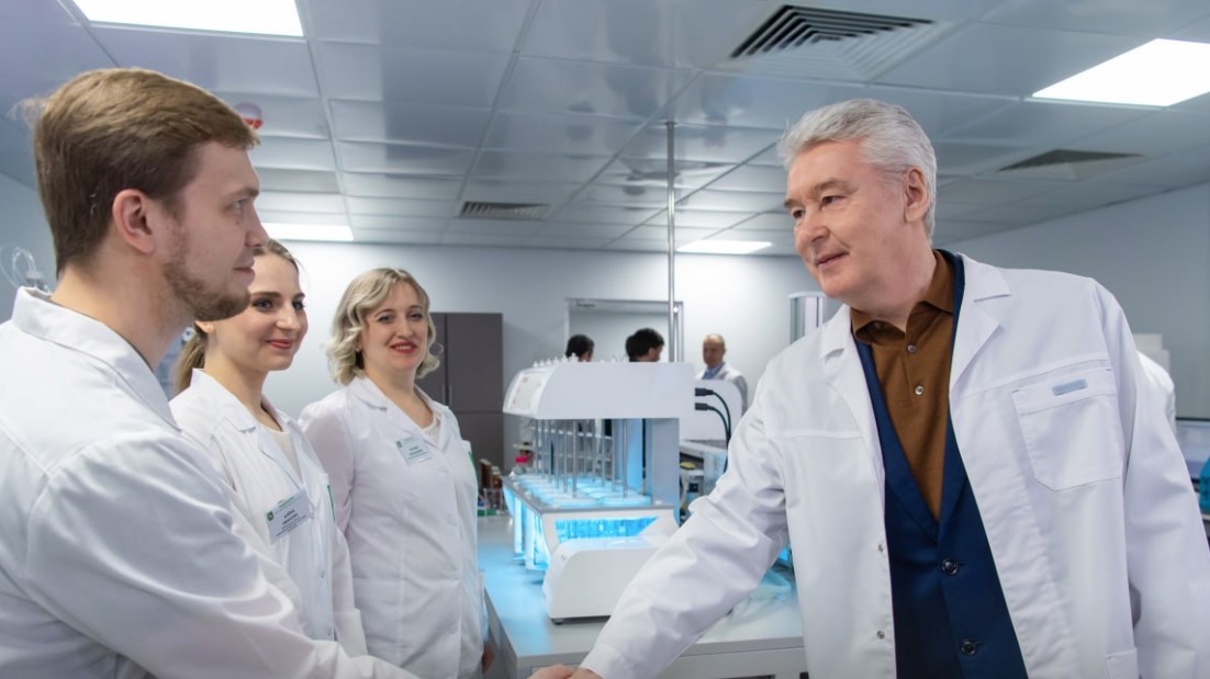 Собянин: Производство лекарств в Москве за пять лет выросло почти в 2,5 раза 