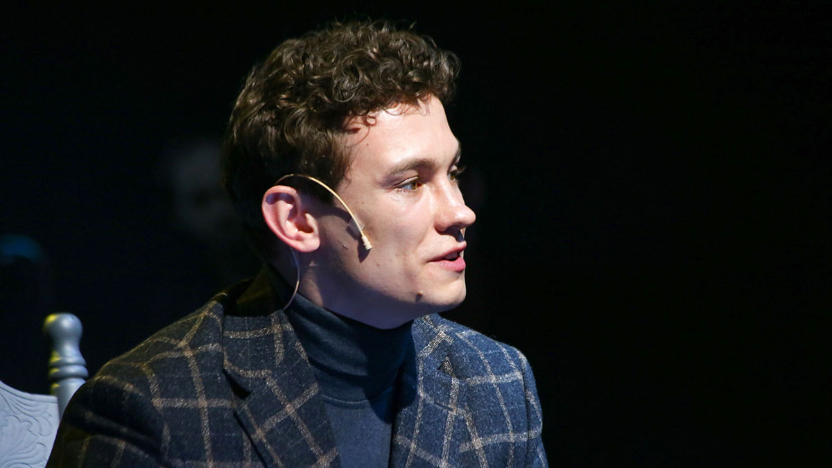 Агент Никиты Кологривого подтвердила информацию о конфликте актера в баре