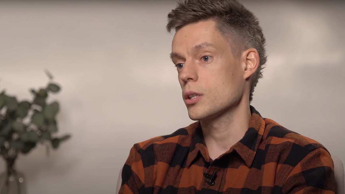 Журналиста Дудя* заочно приговорили к одному году и 10 месяцам колонии