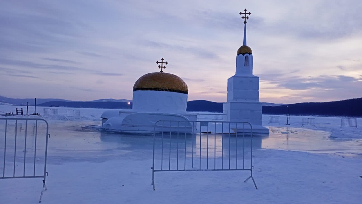 Никольский собор в снегу Кисловодск