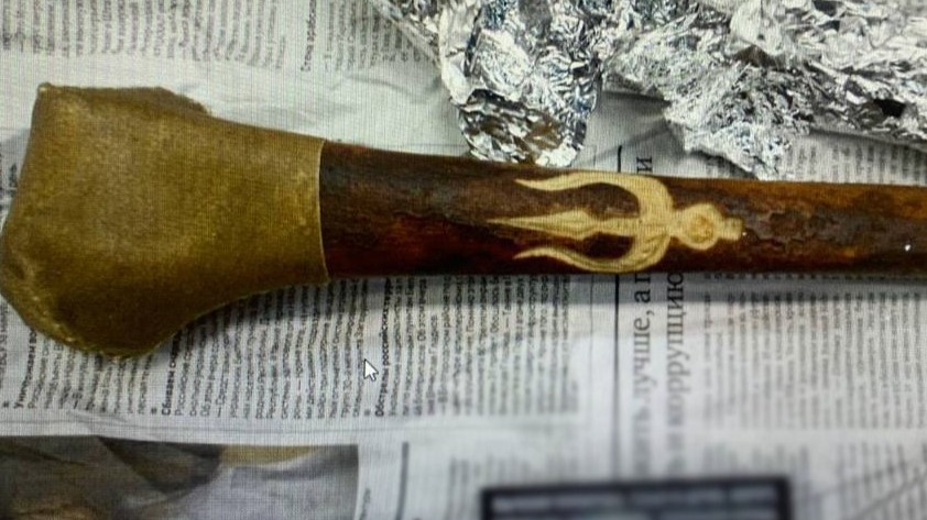 Московские таможенники нашли в посылке флейту из человеческой кости