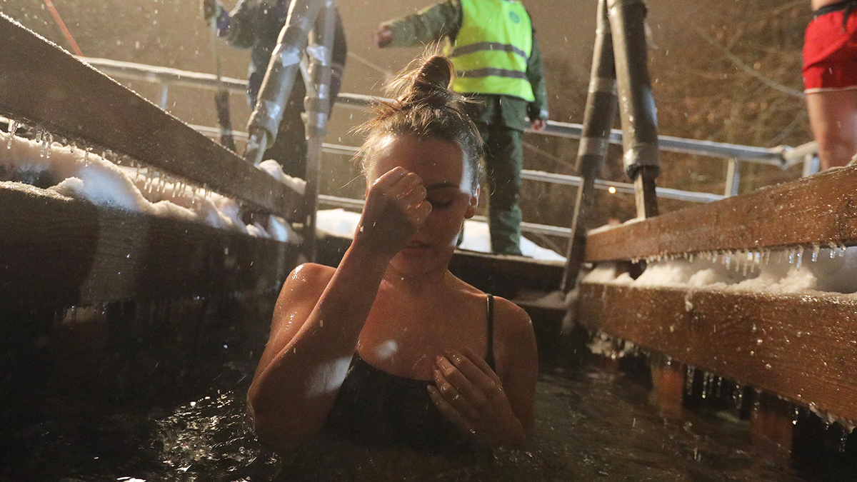 Роспотребнадзор дал рекомендации для традиционных купаний в Крещение