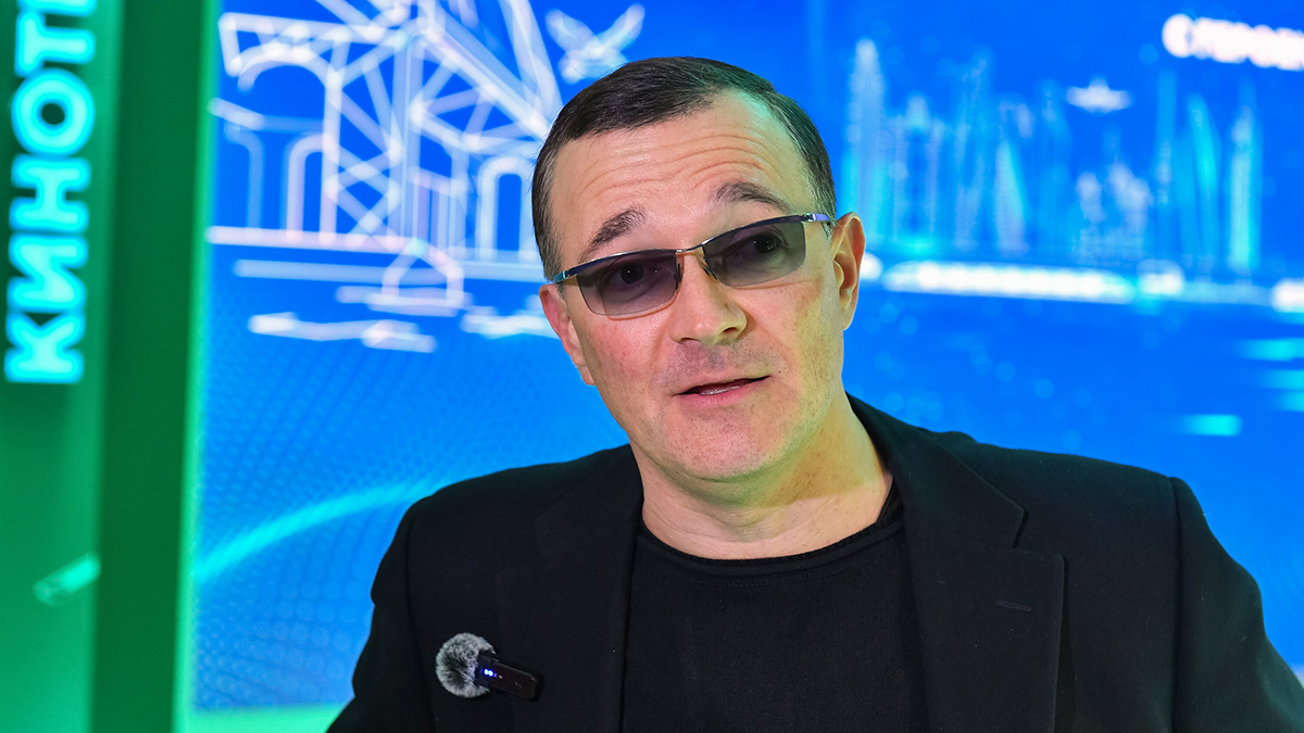 «Абсолютное свинство»: Бероев раскритиковал звезд, отдыхающих за границей