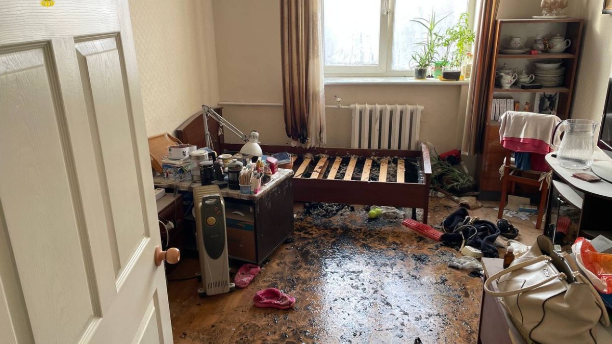 Пенсионерка погибла в результате пожара на севере Москвы