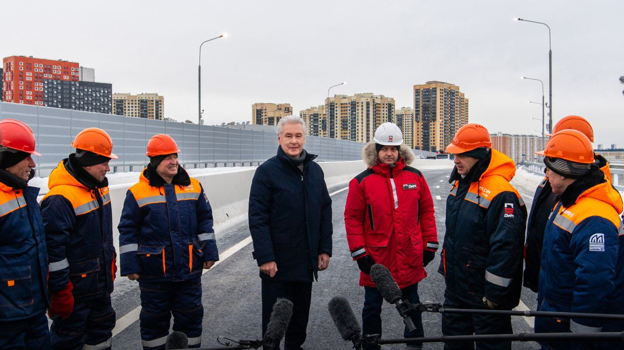 Собянин: Более 380 километров автодорог построили в ТиНАО с 2012 года
