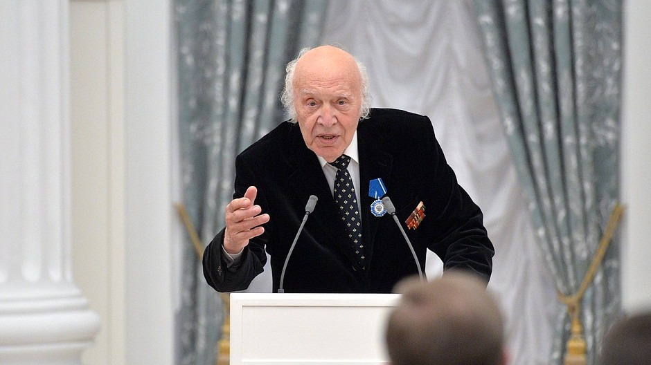 Сын народного артиста РФ Балашова погиб, отравившись угарным газом