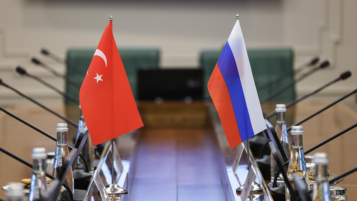 Генконсульство РФ готовит запрос Турции в связи с пропажей пловца Свечникова