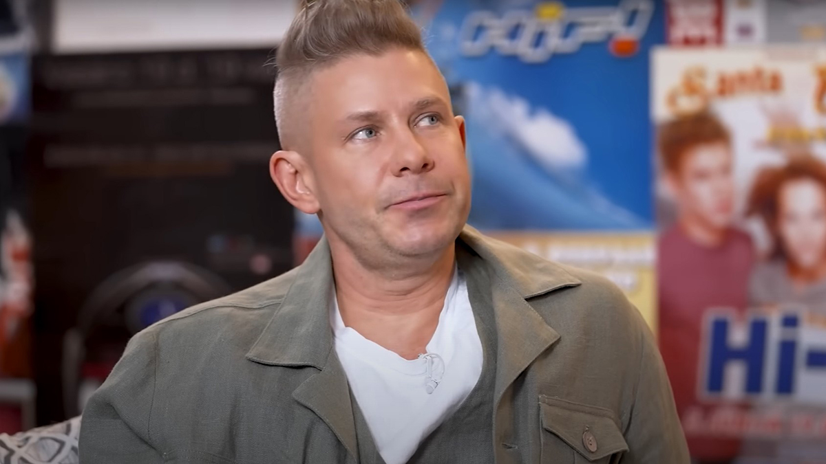 «Не чувствуют себя ущербно»: Митя Фомин рассказал, чему русским надо учиться у китайцев