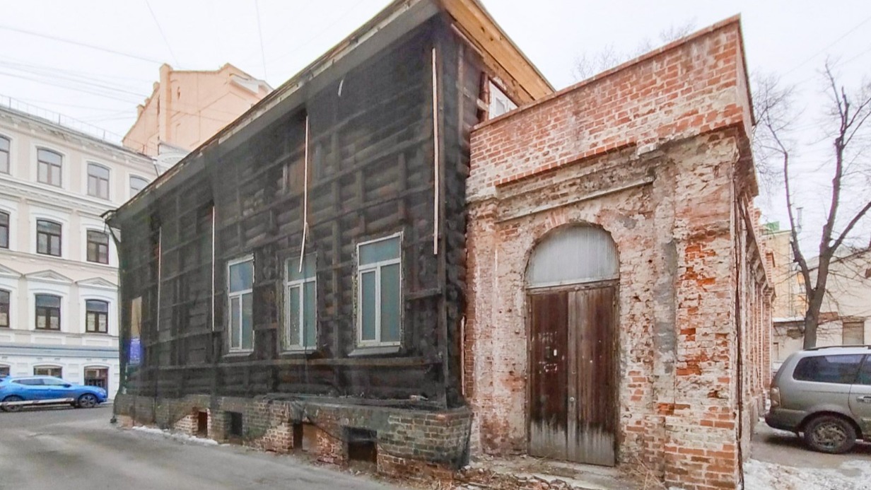 Противоаварийные работы начались в доме городской усадьбы в Сеченовском переулке