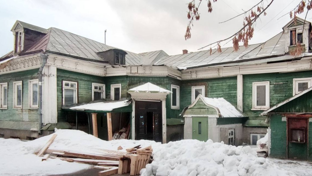 Противоаварийные работы завершаются в деревянном доме купца Дмитрия Виноградова