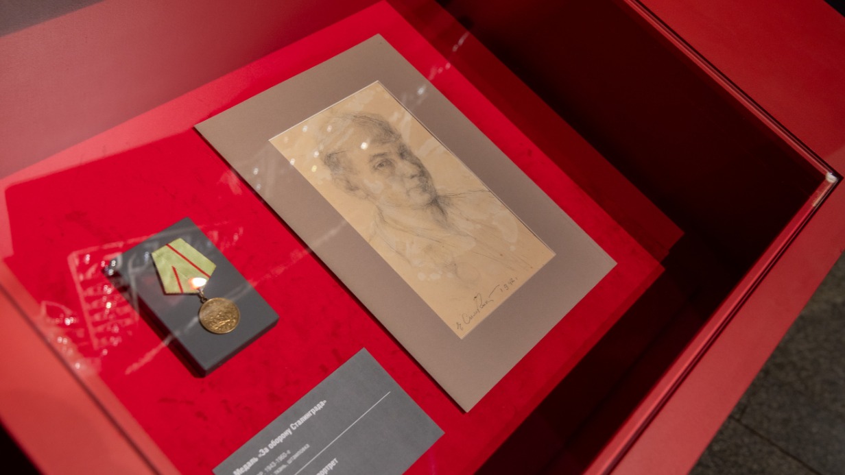 Автопортрет участника Сталинградской битвы впервые покажут в Музее Победы