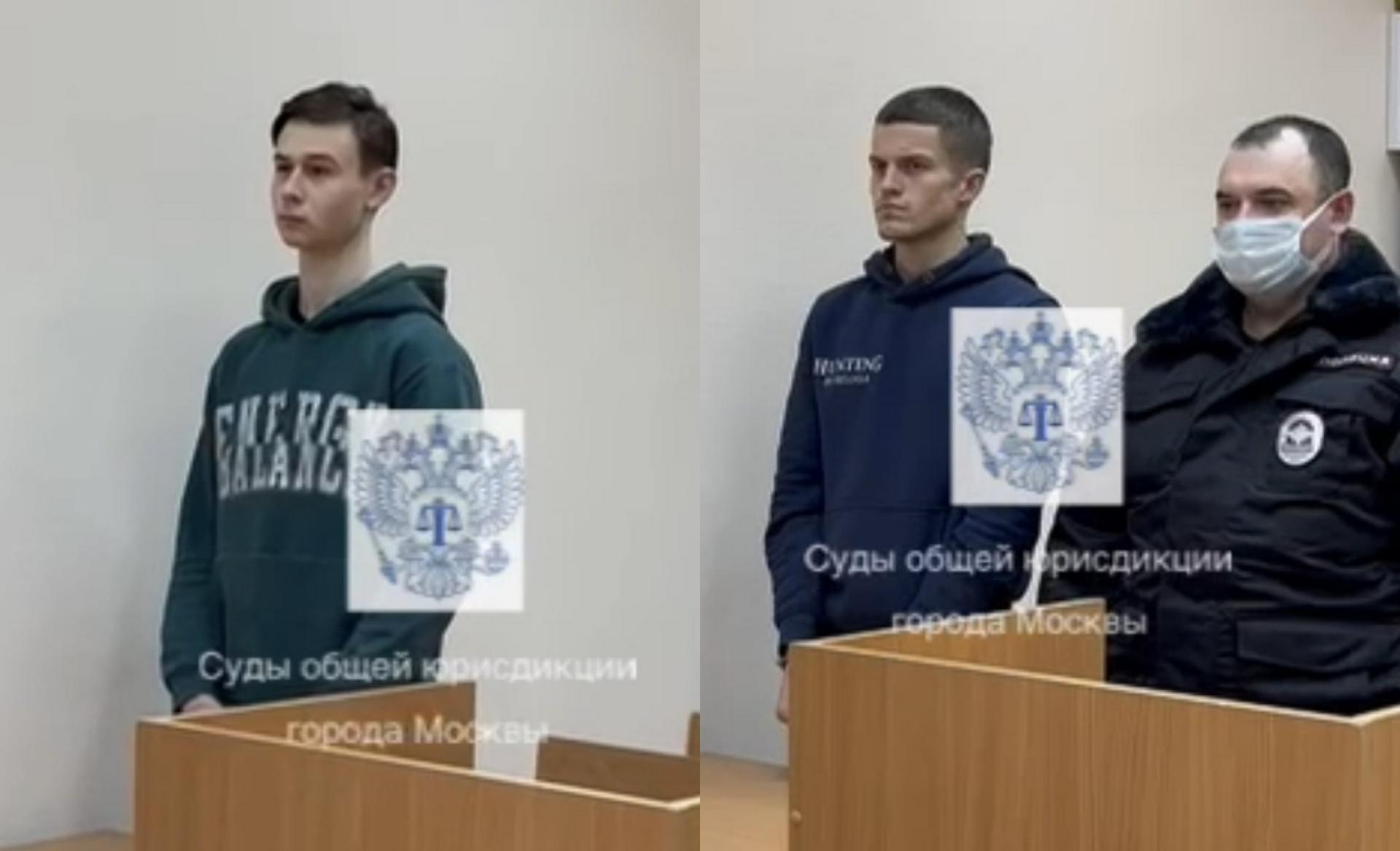 Суд арестовал хулиганов, бегавших по крышам вагонов поездов в метро