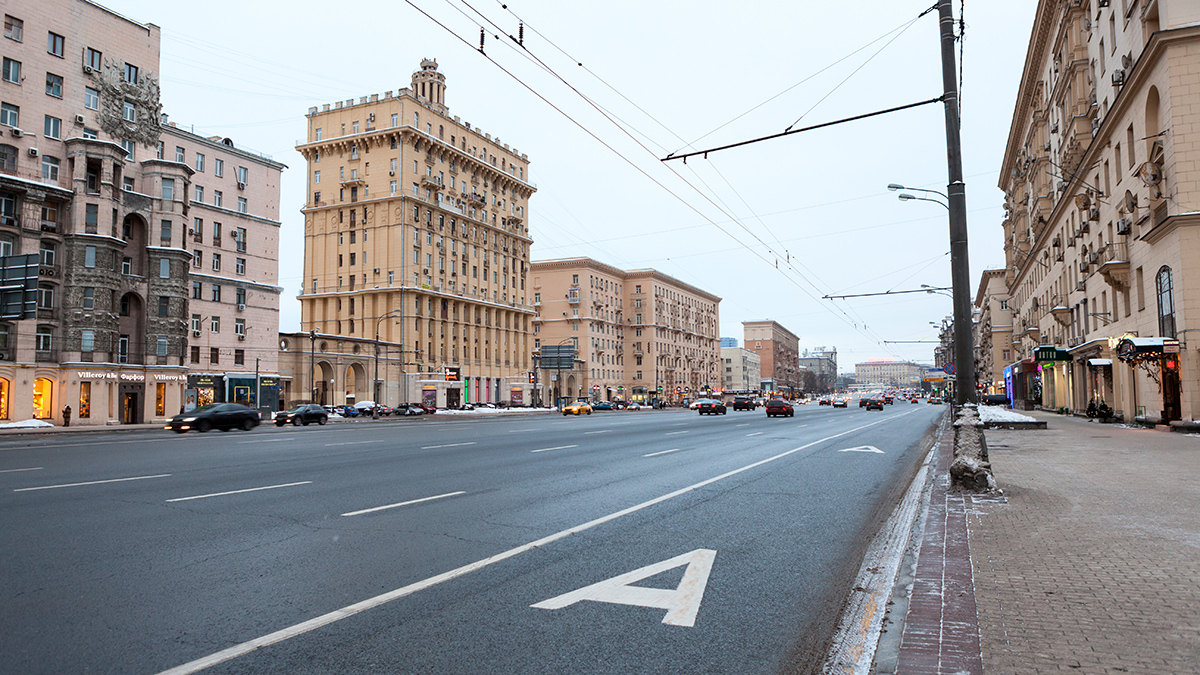 Пять машин столкнулись на Кутузовском проспекте в Москве