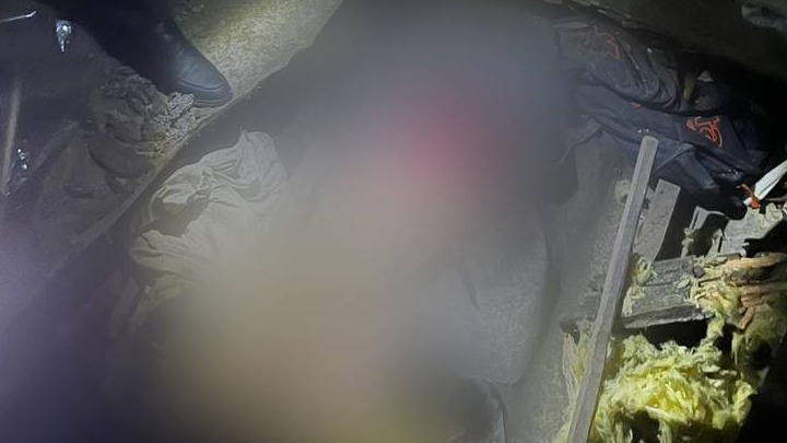 Тело мужчины обнаружили в квартире на северо-западе Москвы