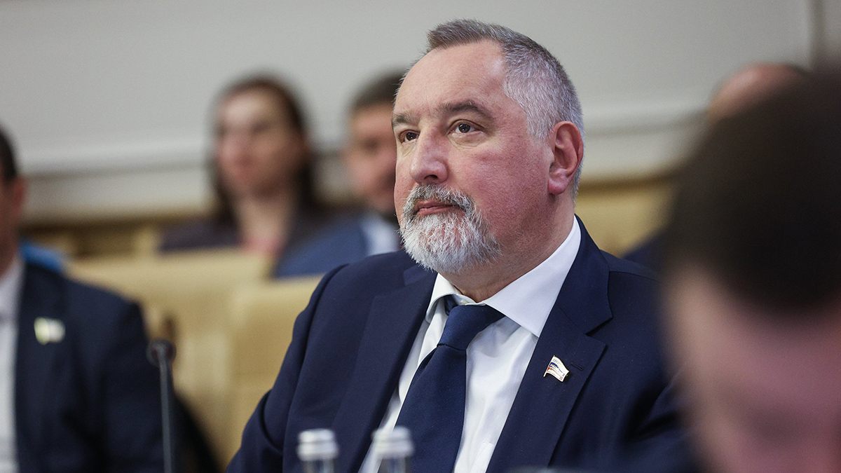 Рогозин прокомментировал свои угрозы кавээнщикам за шутку про «космос и телок»