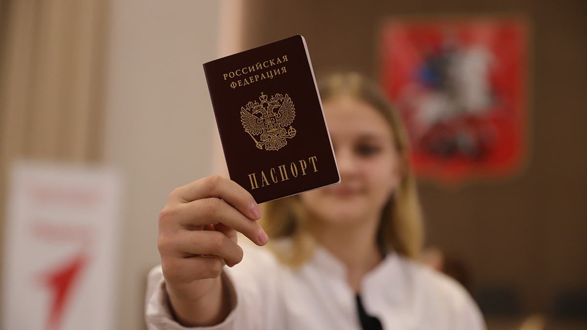 МВД назвало число получивших за год гражданство участников спецоперации