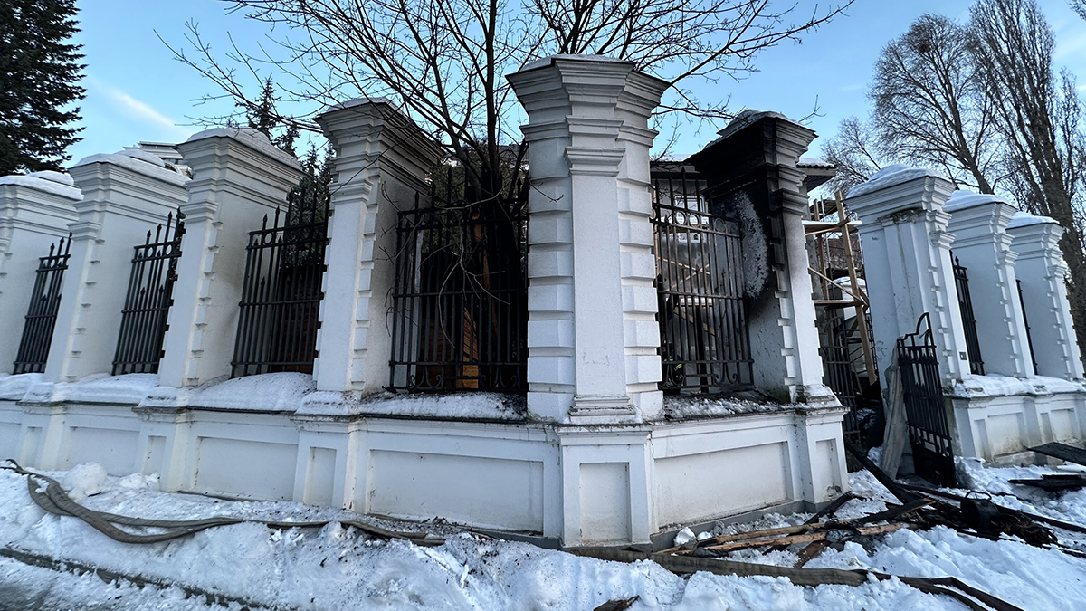 Пожар произошел в храме Николая Чудотворца в центре Москвы