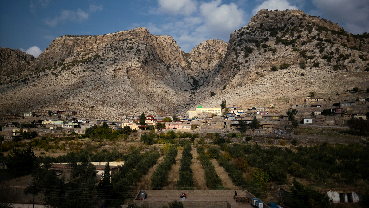 Число погибших при пожаре в торговом центре в Ираке достигло 50