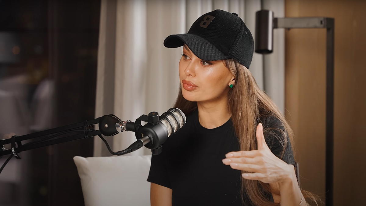 «Мы не сотрудничали»: пластический хирург Бони раскрыл детали операции