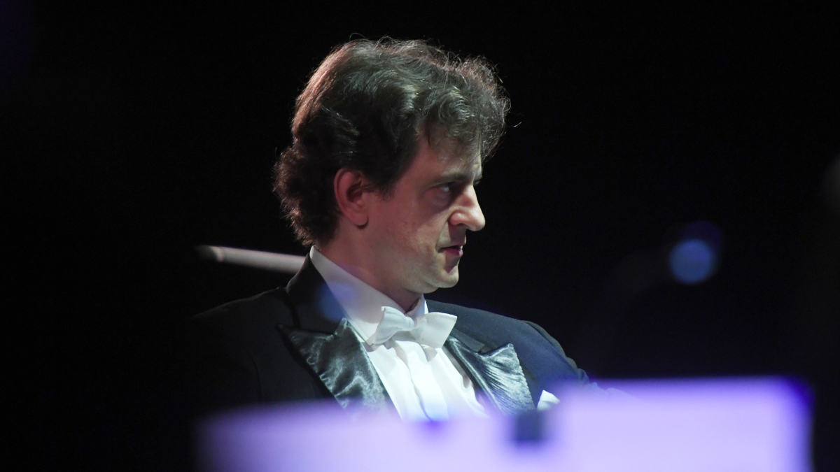 Дирижер Сергей Кондрашев: Больше всего люблю слушать тишину