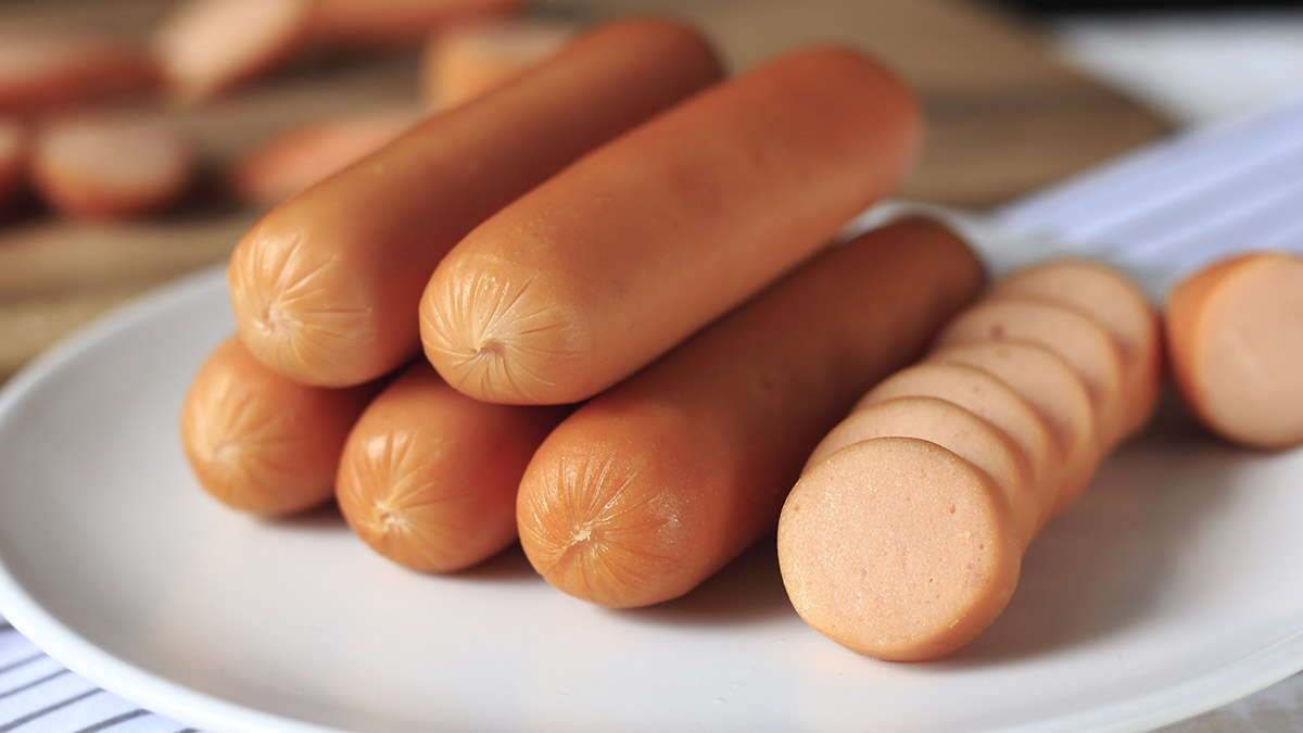 Британец благодаря съеденной сосиске узнал, что у него рак четвертой стадии