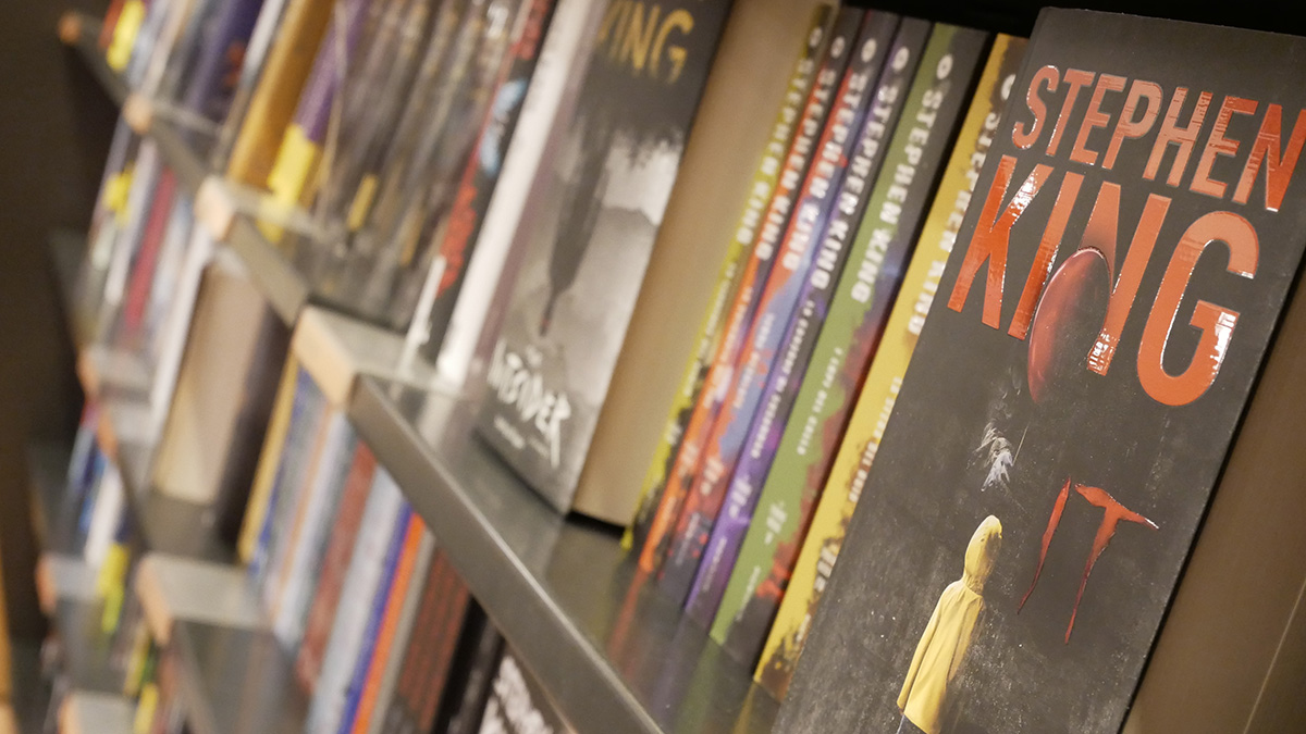 PEN America: Книги Стивена Кинга чаще всего запрещают в американских школах