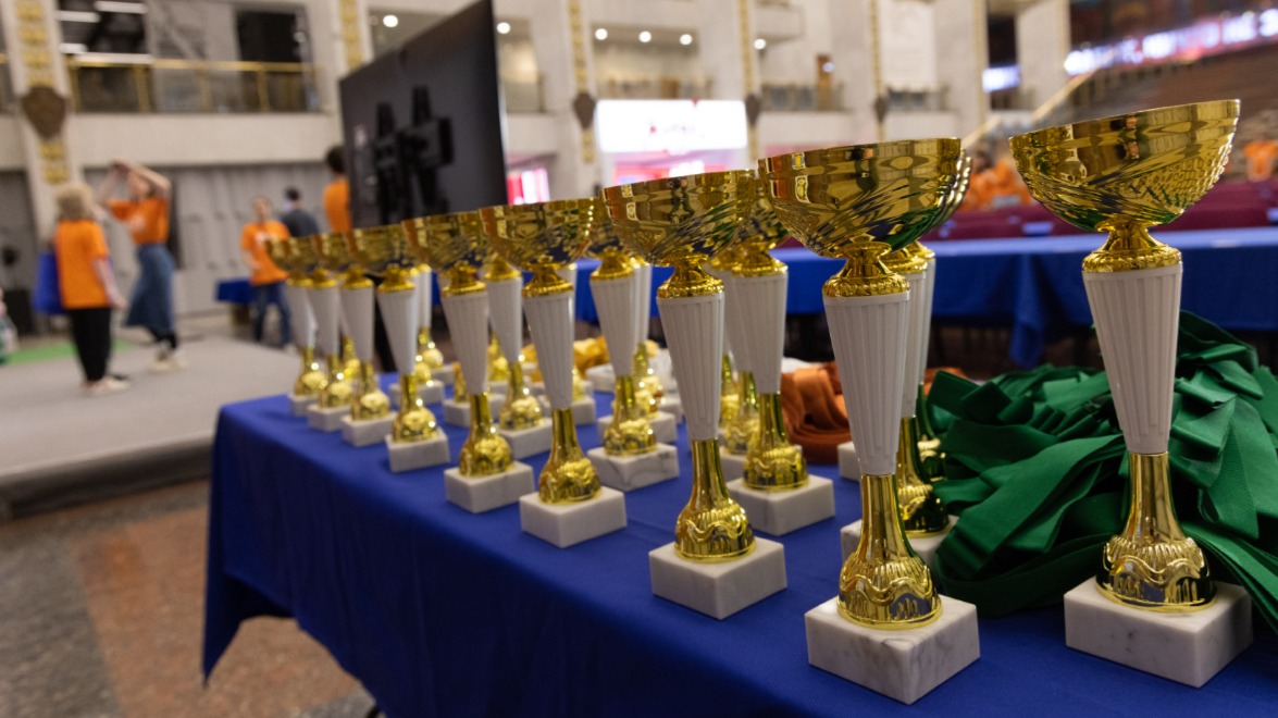 Около 300 юных математиков приняли участие в соревнованиях в Музее Победы