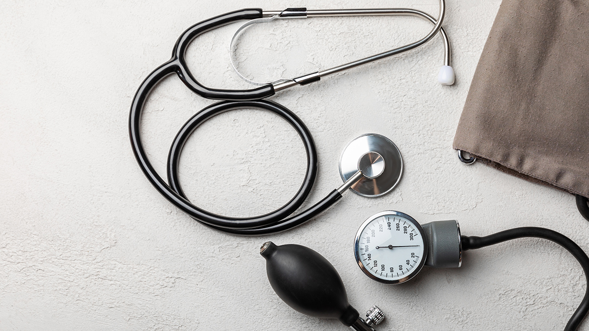 Эксперт рассказала, для кого обычное давление может быть опасным