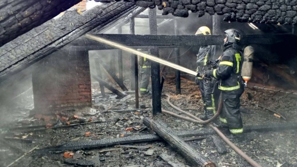 МЧС опубликовало видео с места пожара в Шатуре