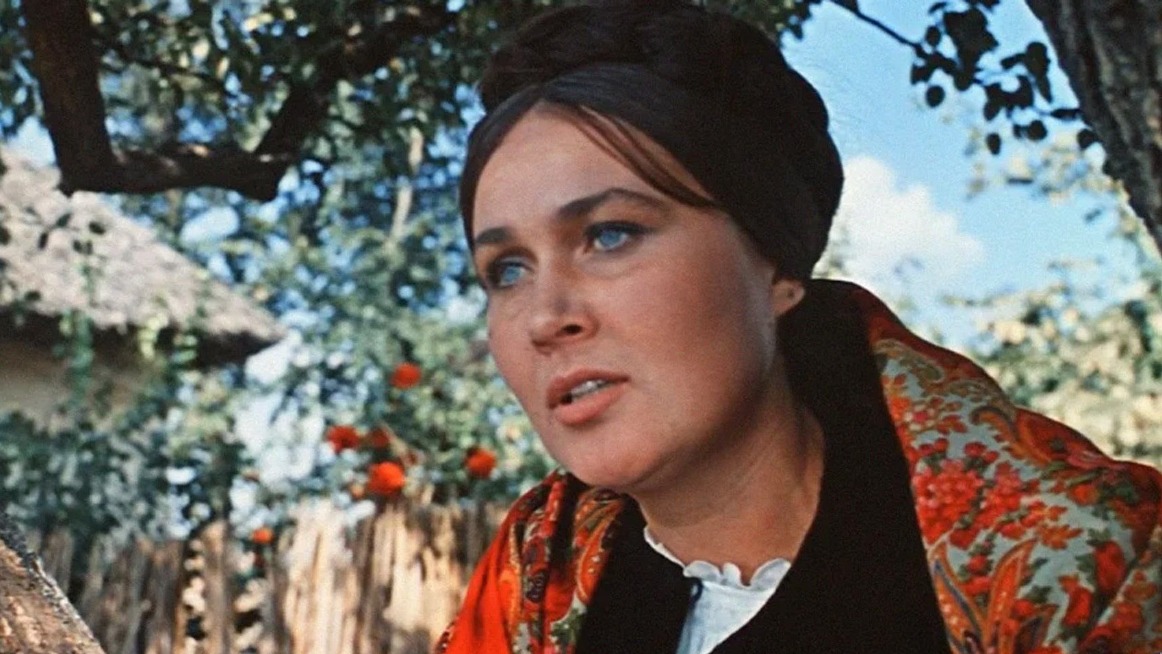 Людмила Алфимова в роли Софьи